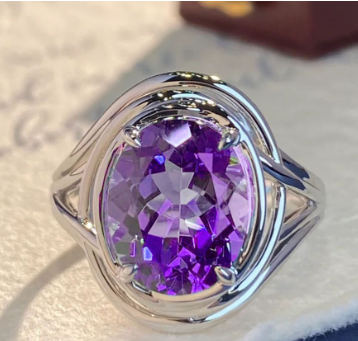 The Amethyste — Purple Gemstone Fashion Ring for Women